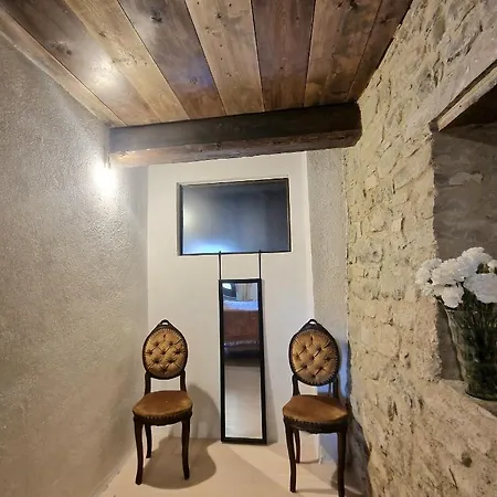 Nyaraló Borgo Il Cantuccio - Casa Grande Con Piscina Condivisa