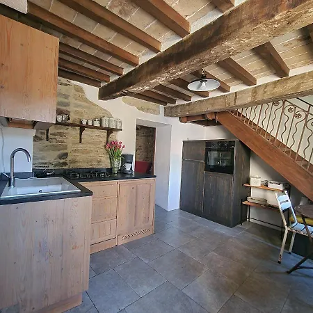 Borgo Il Cantuccio - Casa Grande Con Piscina Condivisa 別荘 *